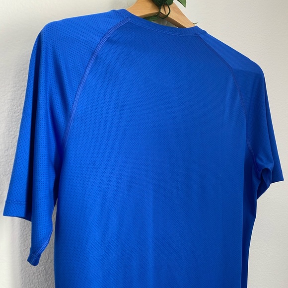 SOLD    Nike • Champion Short Sleeve Shirt - Picture 12 of 13